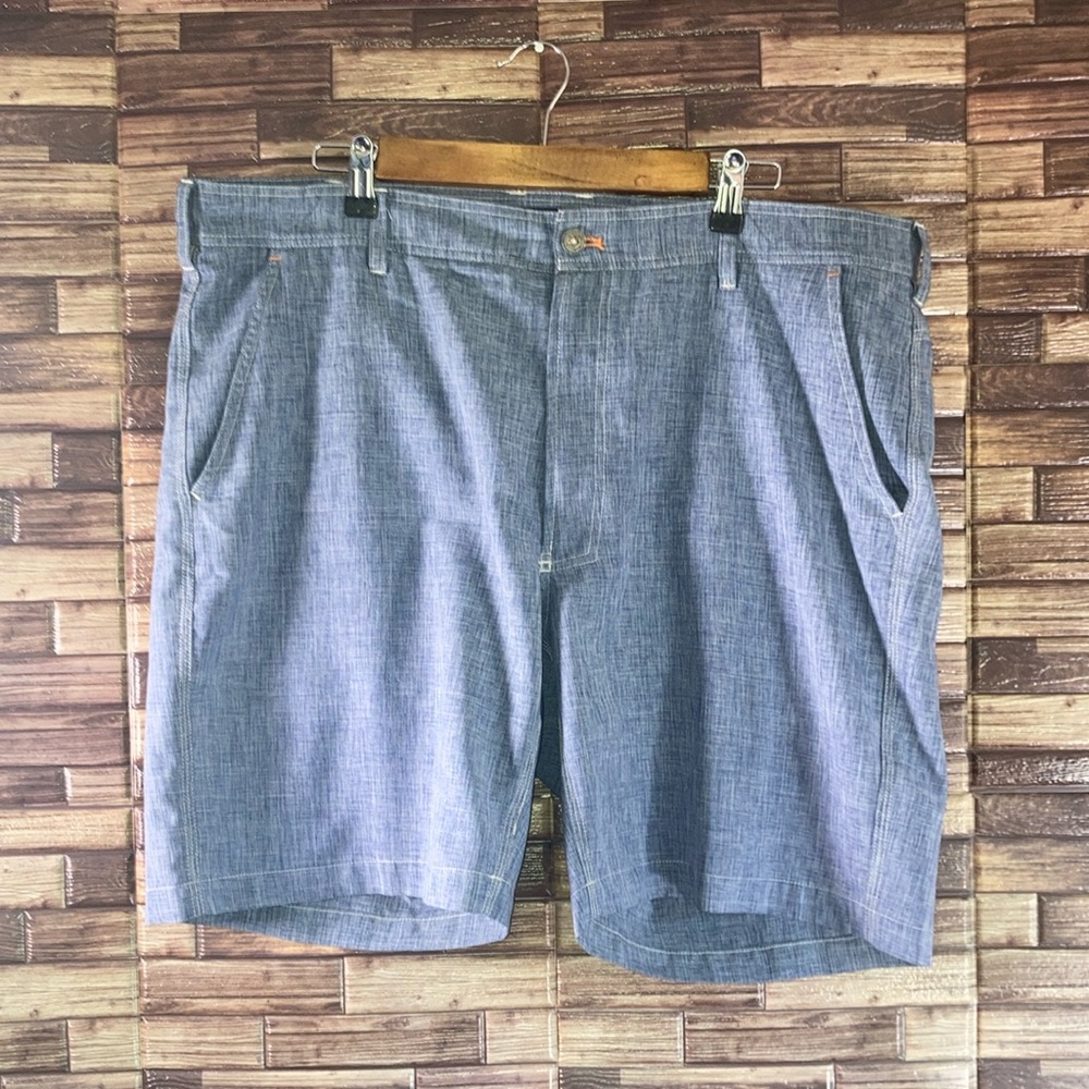 Mens Pre Owned Orvis Men's Tech Chambray Solid Short Size 40